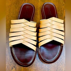 Roxy Crisscross vegan leather slip on flats sandals. Tan w/brown soles. Comfy!